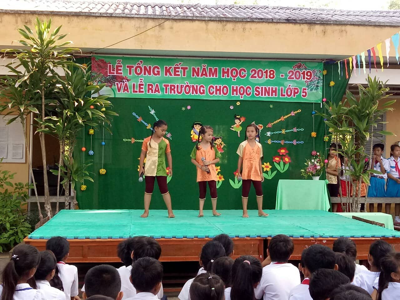 Le tong ket nam hoc 2018-2019